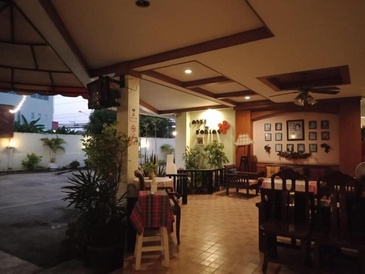 Casa Holiday Hotel SHA Phitsanulok Exterior foto